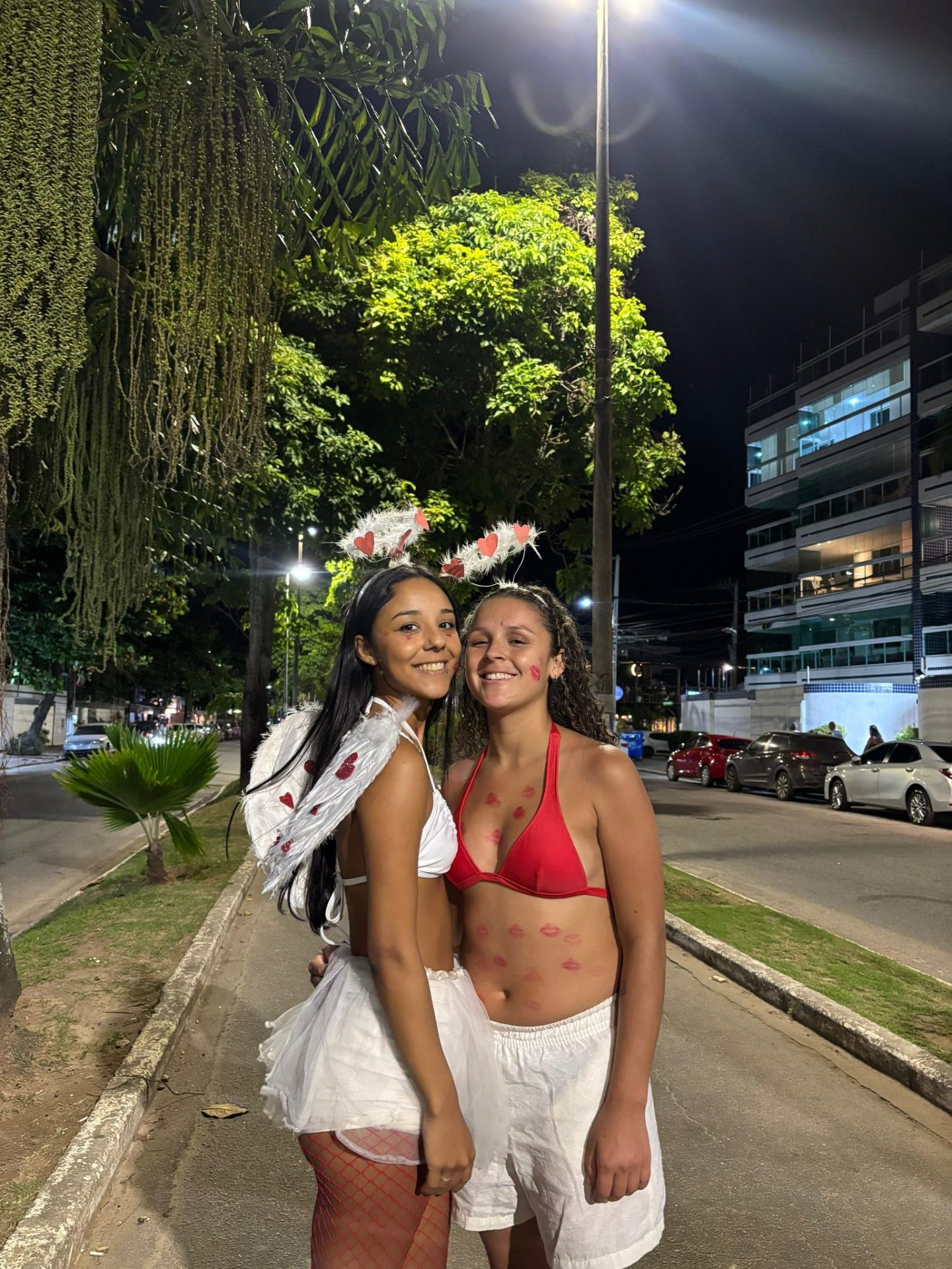 Friends at carnival, original photo